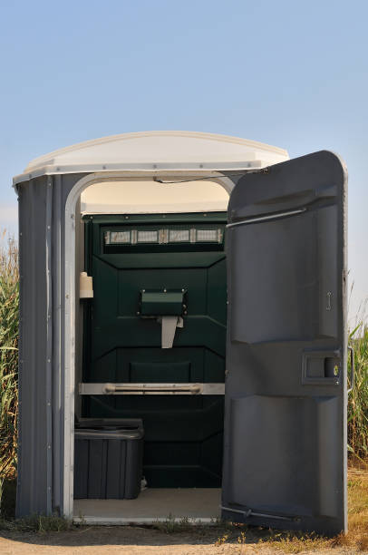 Best Portable toilet rental cost  in Point Mackenzie, AK